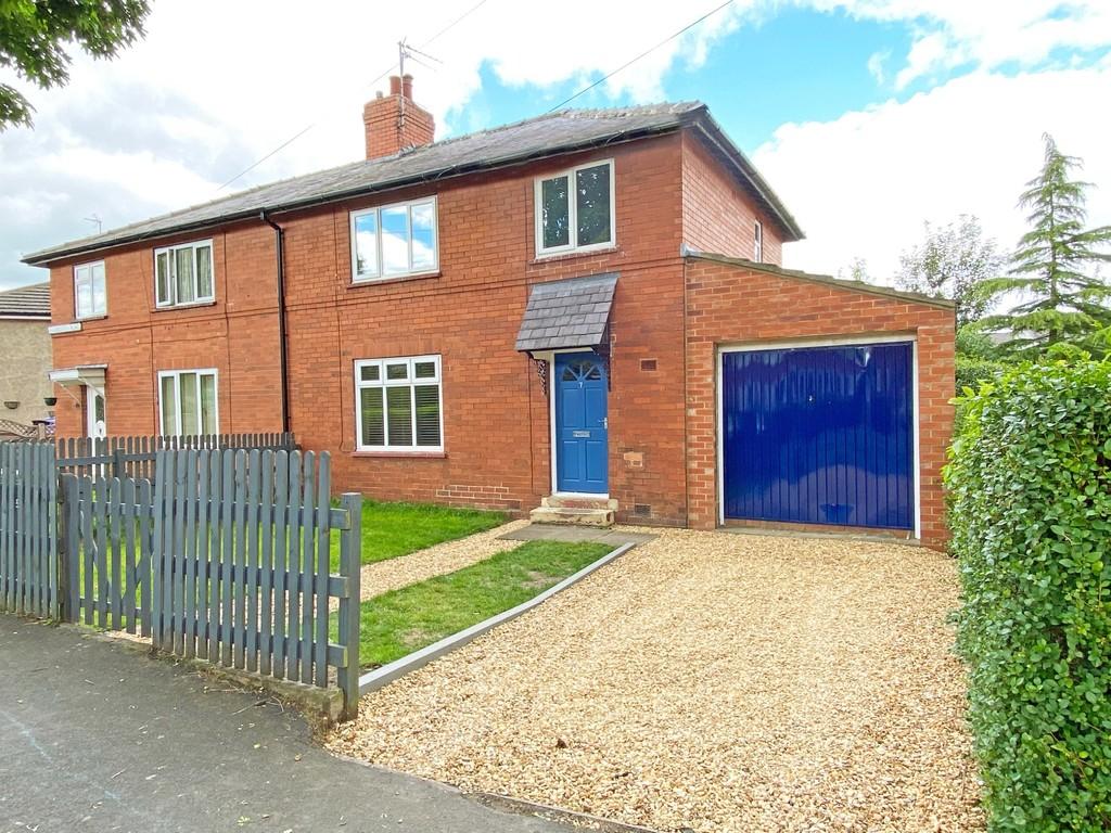 Hambleton Road, Harrogate 3 bed semidetached house £200,000