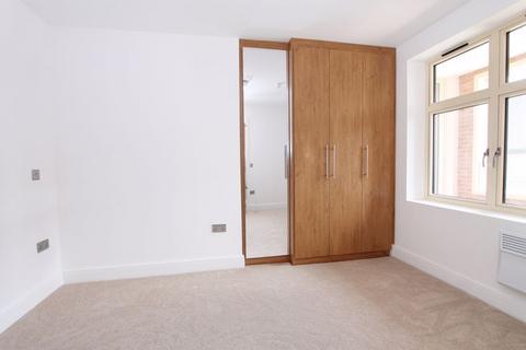 1 bedroom flat to rent, Windermere Grove,