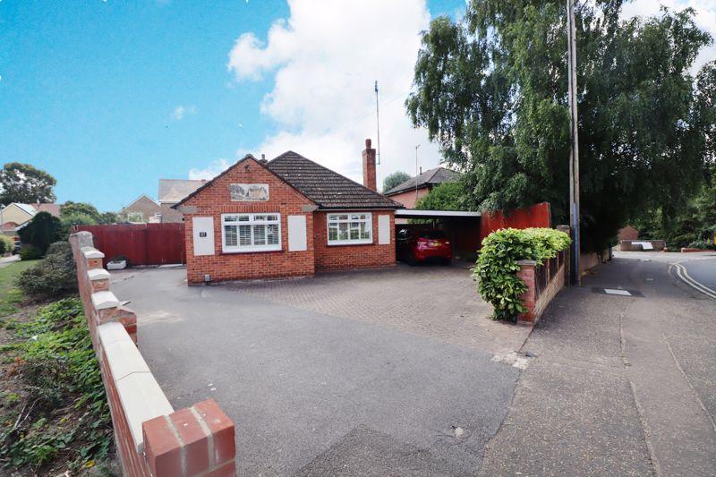 Bourne Road, Colchester 3 bed detached bungalow £350,000