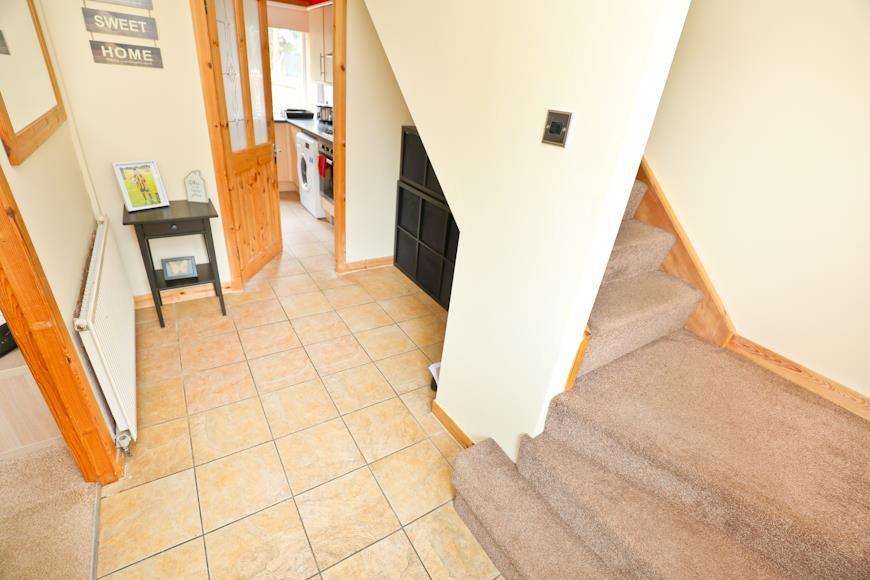 Langside Drive, Kennoway, Leven 3 bed terraced house £82,500