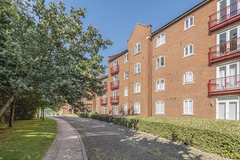 2 bedroom apartment to rent, Coxhill Way,  Aylesbury,  HP21