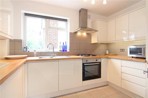 2 bedroom flat to rent, Denmark Avenue, Wimbledon, SW19