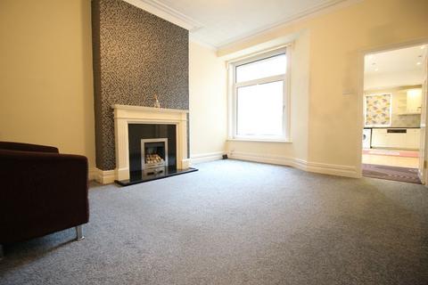 5 bedroom terraced house to rent, Revidge Road, Blackburn