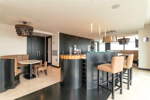 4 bedroom apartment to rent, Beetham Tower, Deansgate, Manchester, M3