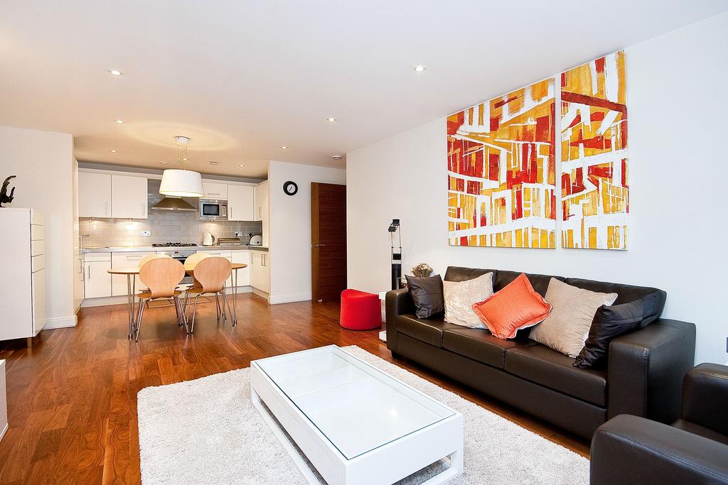 Apartment in London - View 3