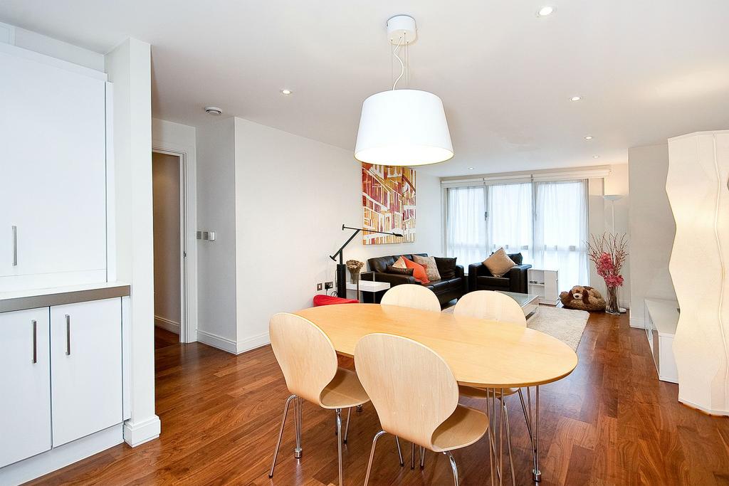 Apartment in London - View 5