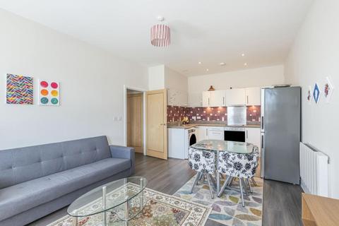 2 bedroom apartment to rent, Thatcham,  West Berkshire,  RG19