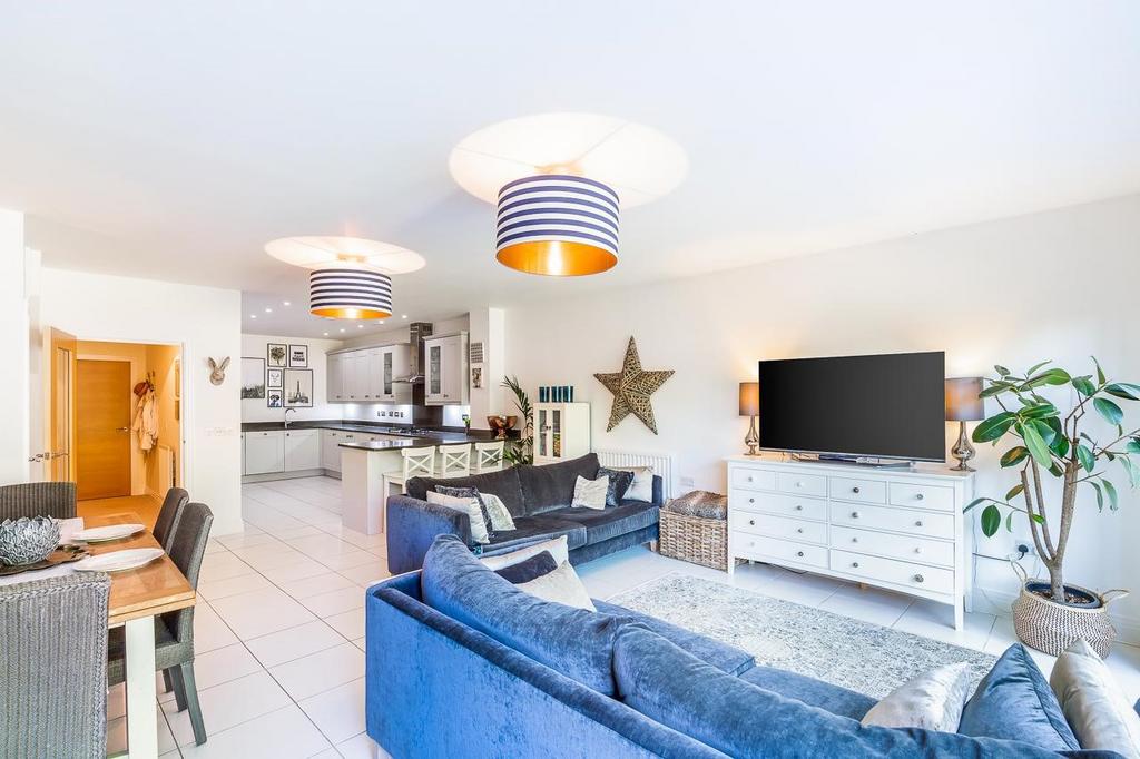 Kitchen/Lounge