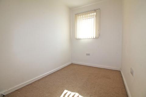2 bedroom apartment to rent, Bryers Court, Warrington