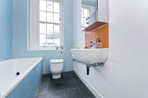 1 bedroom apartment to rent, Cross Street, London, N1
