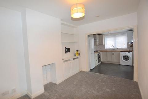 2 bedroom maisonette to rent, Canterbury Road, North Harrow