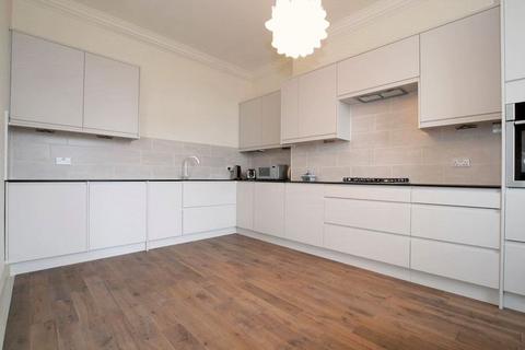 2 bedroom apartment to rent, Suffolk Place, Cheltenham GL50