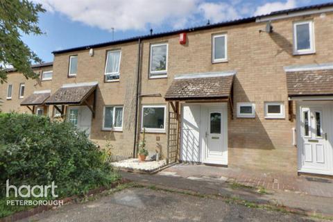 3 bedroom terraced house to rent, Clayton, Peterborough