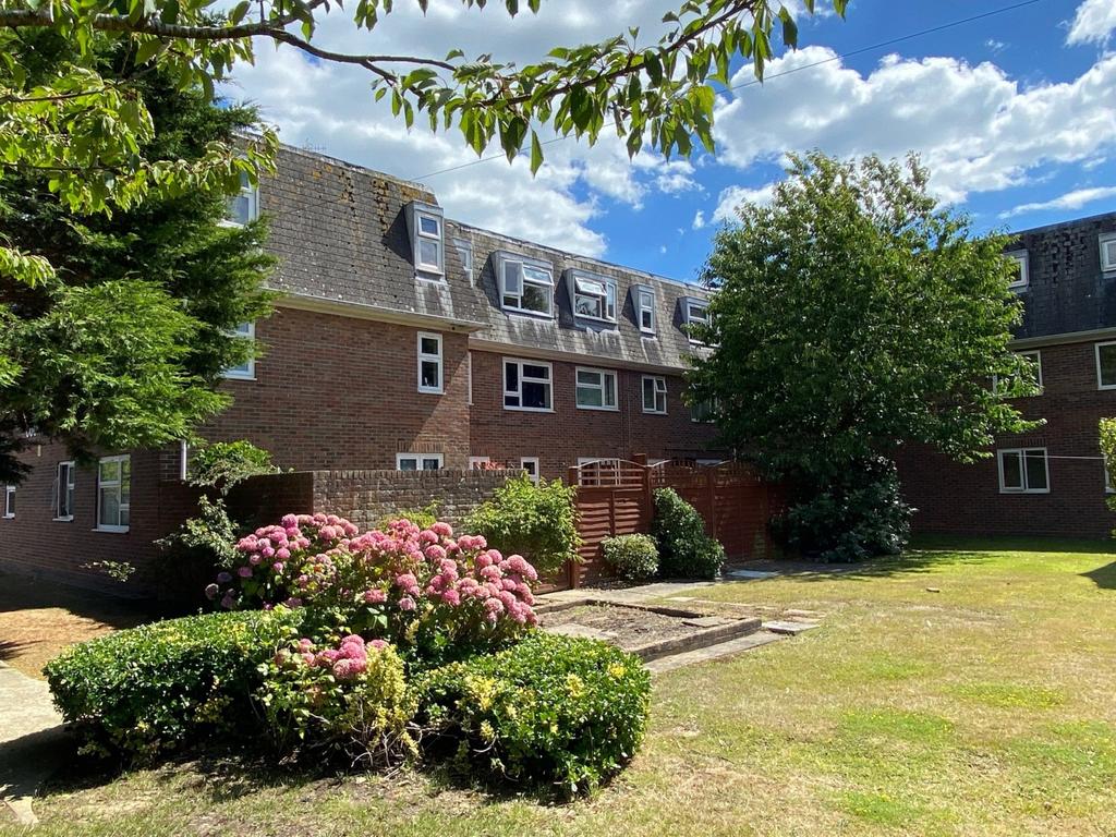 Studio flat to rent