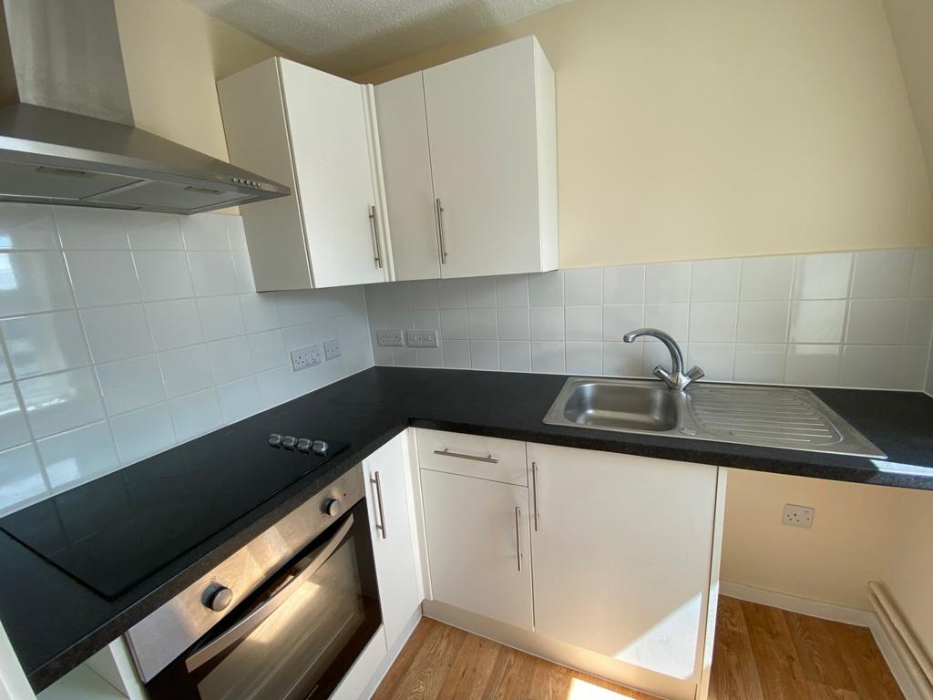 Studio flat to rent