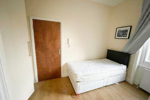 undefined, Blythe Road, Shepherds Bush, W14, London  W14
