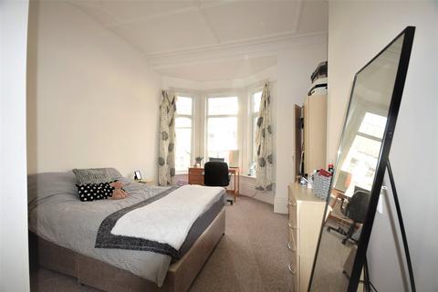 2 bedroom apartment to rent, Devonshire Place, Jesmond, NE2