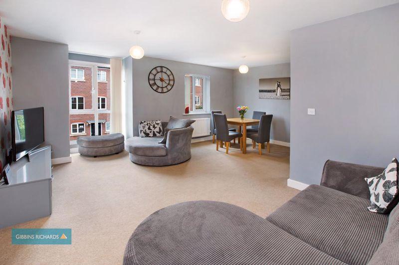 Grove Gate, Taunton 4 bed end of terrace house £258,000