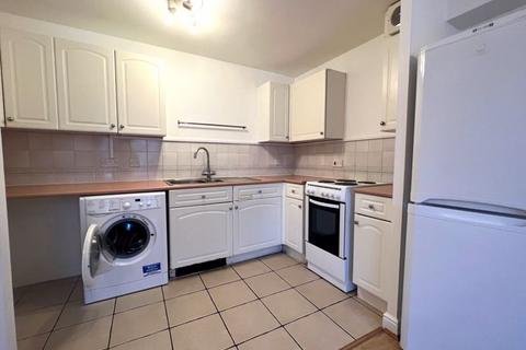 2 bedroom apartment to rent, Swansea Court, London