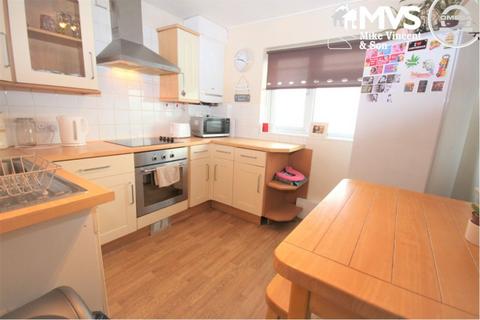 2 bedroom flat for sale, Ravensdale, Clacton-on-Sea