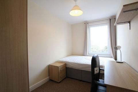 1 bedroom in a house share to rent, Victoria Street, Cheltenham GL50