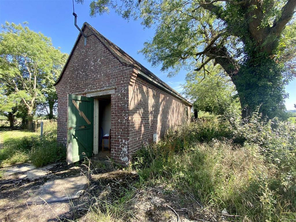Devizes Road, Chippenham, Wiltshire Farm land £35,000