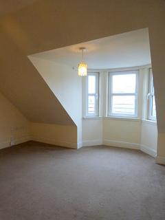 2 bedroom flat to rent, Princes Street, Perth, PH2