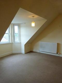 2 bedroom flat to rent, Princes Street, Perth, PH2