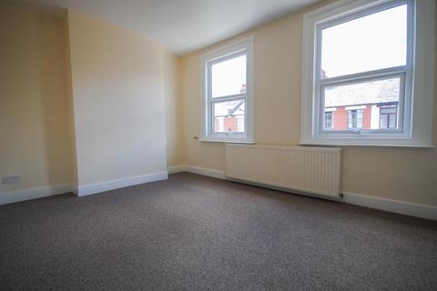 3 bedroom terraced house to rent, Cissbury Road, Tottenham, N15