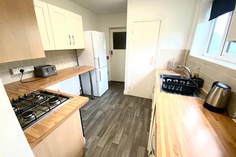 6 bedroom house share to rent, Harborough Hill Road, Barnsley, South Yorkshire, S71