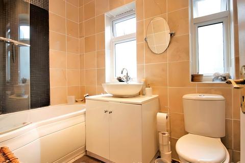 3 bedroom semi-detached house for sale, Wise Road, Stratford, E15