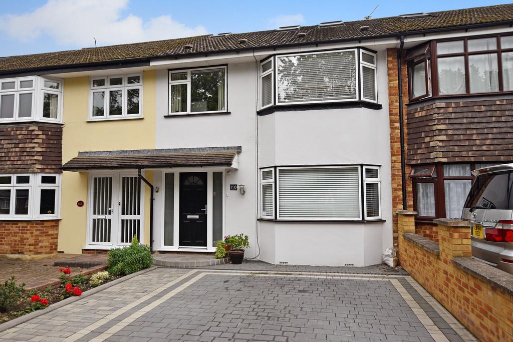 Lambourne Road, Chigwell 4 bed terraced house £530,000
