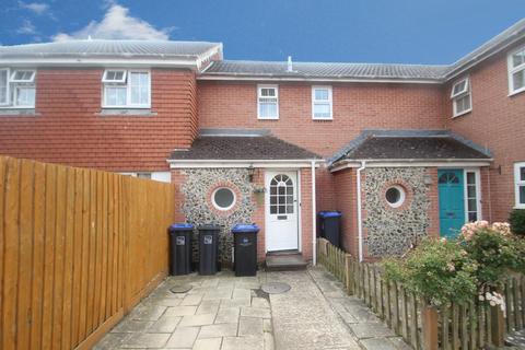 2 bedroom terraced house to rent, Cypress Avenue, Worthing