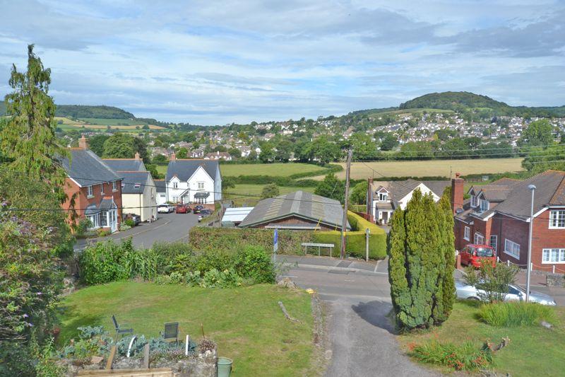 Fortescue Road, Sidmouth 4 bed semidetached house £495,000