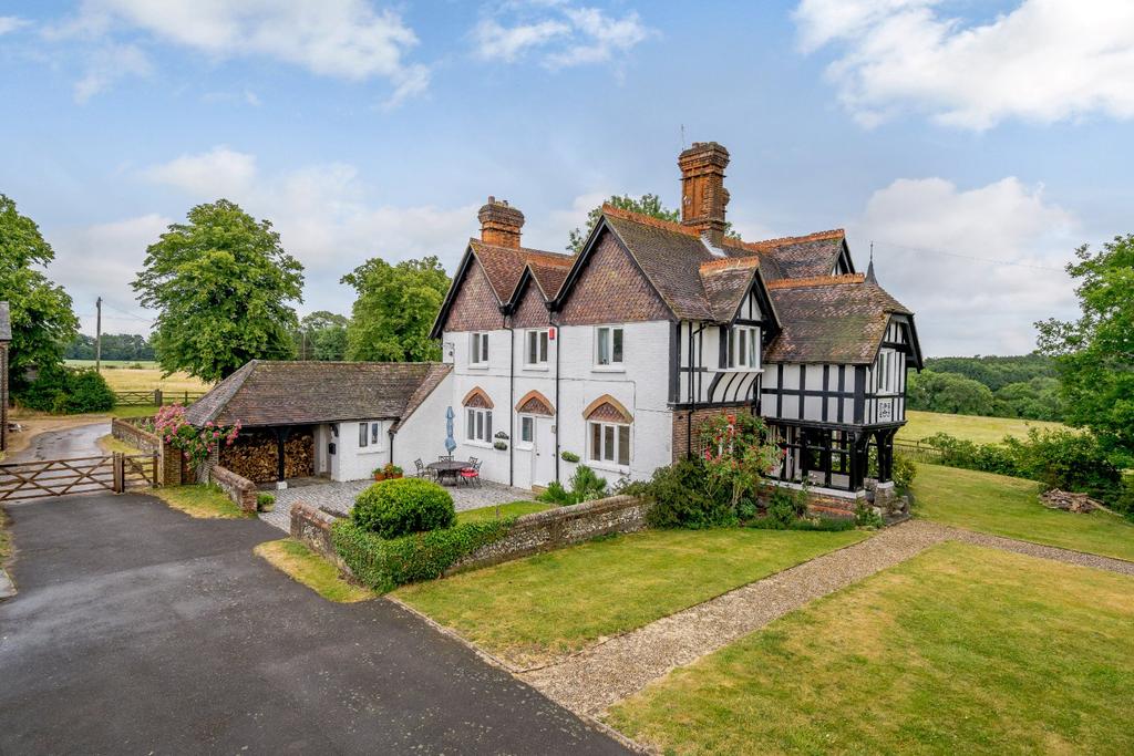 Langleybury, Kings Langley, Hertfordshire 4 bed detached house £1,995,000