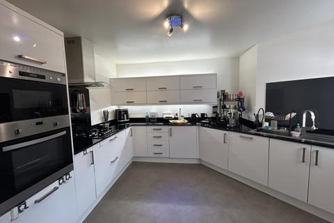 undefined, Milnthorpe Court, Meads