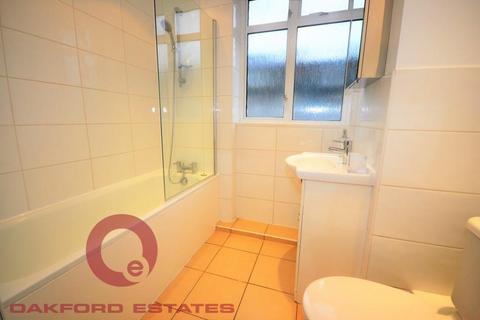 Studio to rent, Euston Road, Euston, London NW1