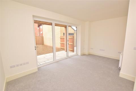 2 bedroom terraced house to rent, The Maples, Humberston, Grimsby, Lincolnshire, DN36