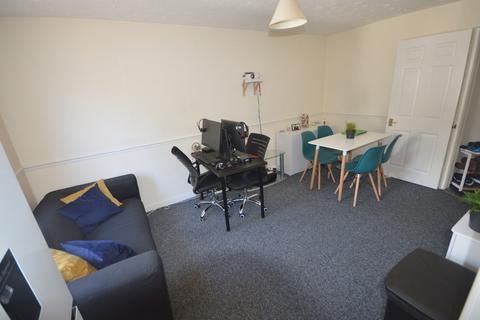 1 bedroom apartment to rent, Wootton Gardens, Bournemouth