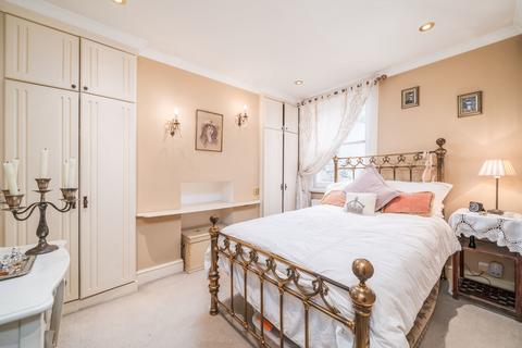 1 bedroom apartment for sale, Ashburnham Road, Lots Village