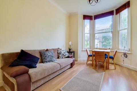 2 bedroom flat to rent - Hormead Road, London W9