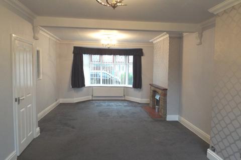 3 bedroom semi-detached house to rent, 231 Goddard Avenue