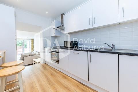 4 bedroom apartment to rent, Park Road, Crouch End, London
