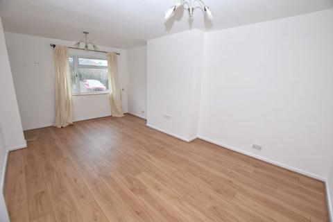 2 bedroom maisonette to rent, Birchington Close, Maidstone ME14