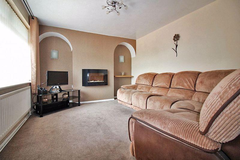 Griffiths Drive, Ashmore Park 3 bed semidetached house £169,950