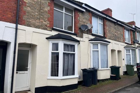 2 bedroom terraced house to rent, East Street, Ashford, Kent, TN23