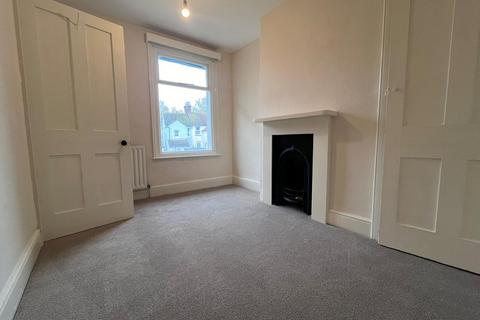 2 bedroom terraced house to rent, East Street, Ashford, Kent, TN23