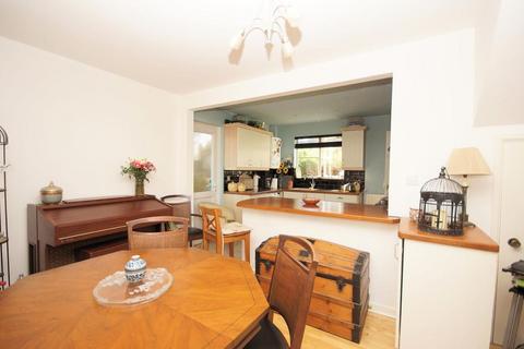 3 bedroom detached house for sale, Henderson Walk, Steyning, West Sussex, BN44 3SG