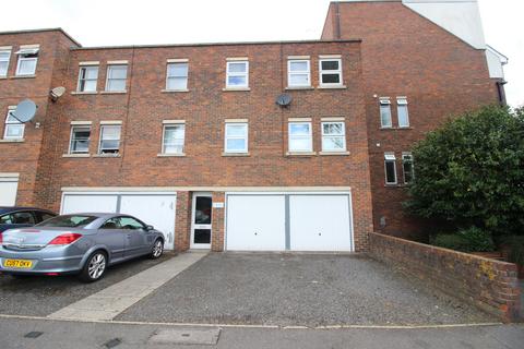 undefined, Balmoral Road, Worcester Park KT4