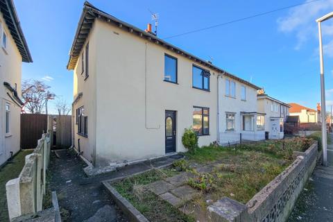 2 bedroom semi-detached house to rent, Royal Bank Road, Blackpool